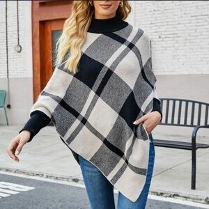 Plaid Black and White Women's Sweater Poncho